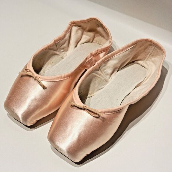 Suffolk Variation Collection Sonnet Pointe Ballet Shoes Handmade USA Women 8 XXX - Picture 8 of 12